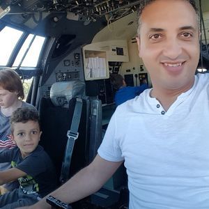 Meet your Posher, Wael